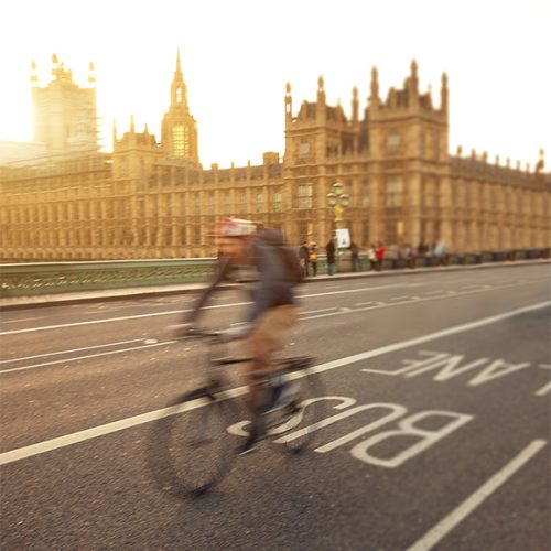 Cycling is crucial for the mobility transformation. Cities and municipalities are called upon to create suitable infrastructure.