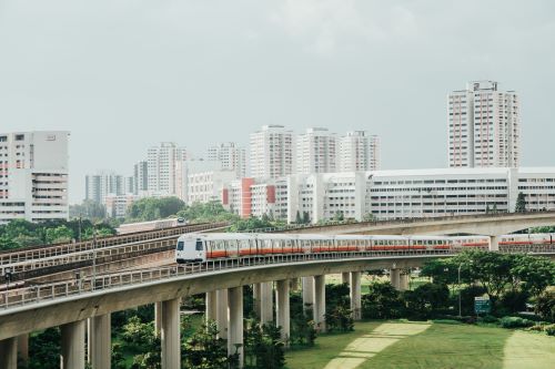 Non-polluting transportation in cities