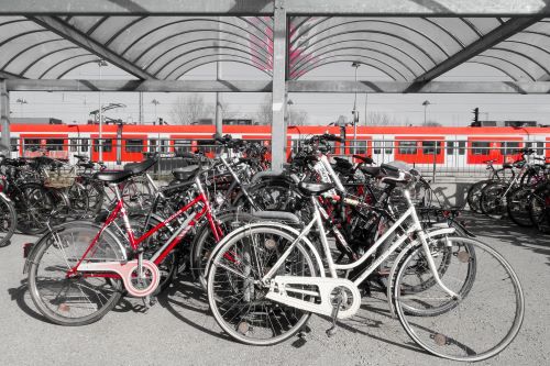 ptv-blog_mobility-hub_sustainable-public-transport