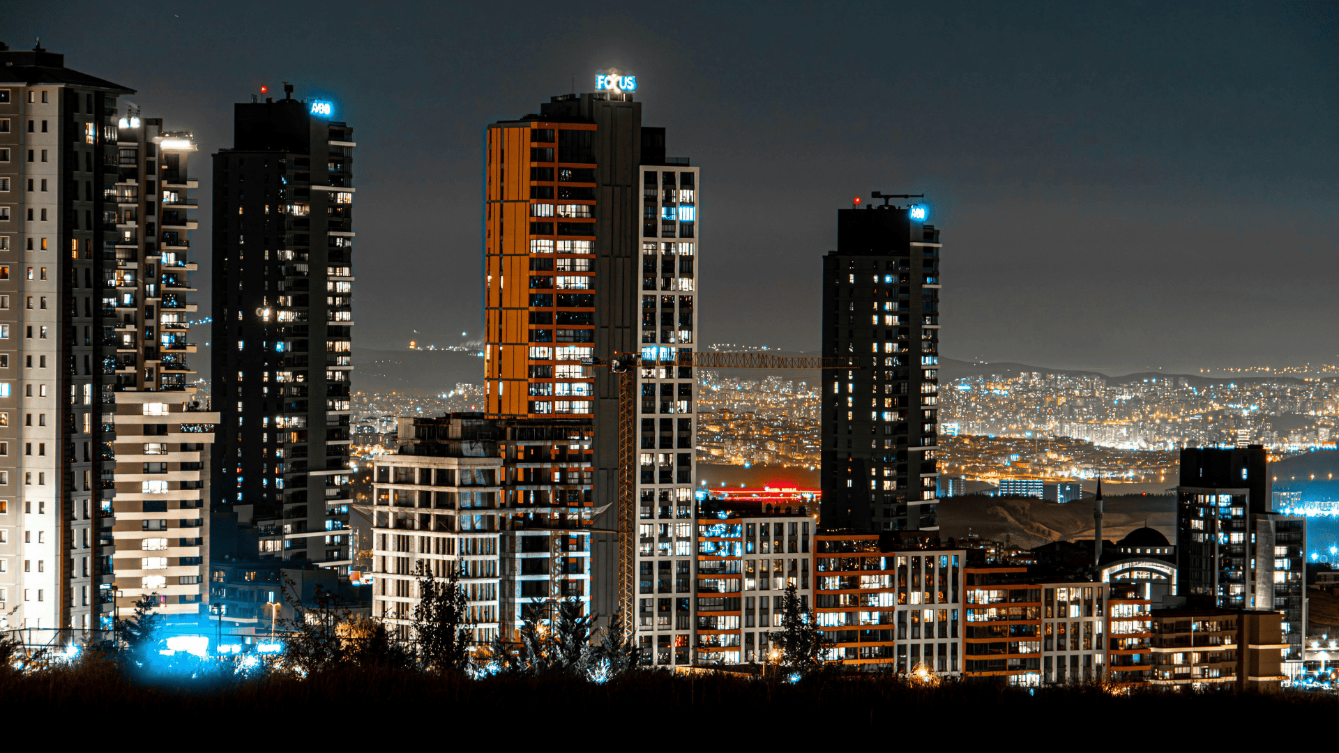 Designing Resilient Cities